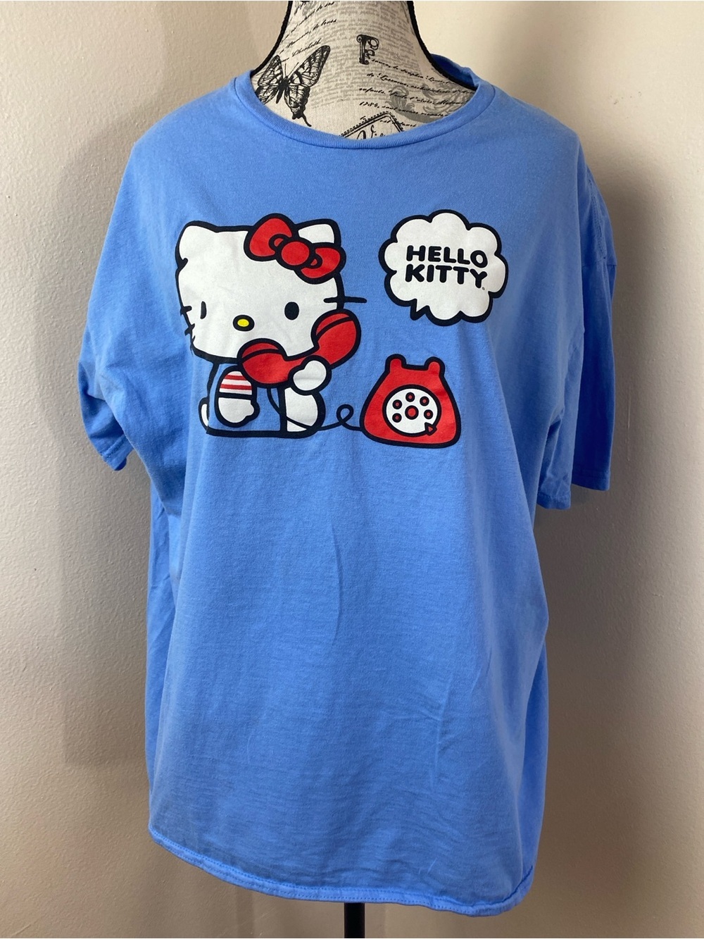 Hello Kitty by Sanrio Blue Graphic Tee Phone Call Shirt Women’s XL
